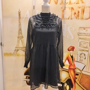 Black and white long sleeve dress by Who What Wear